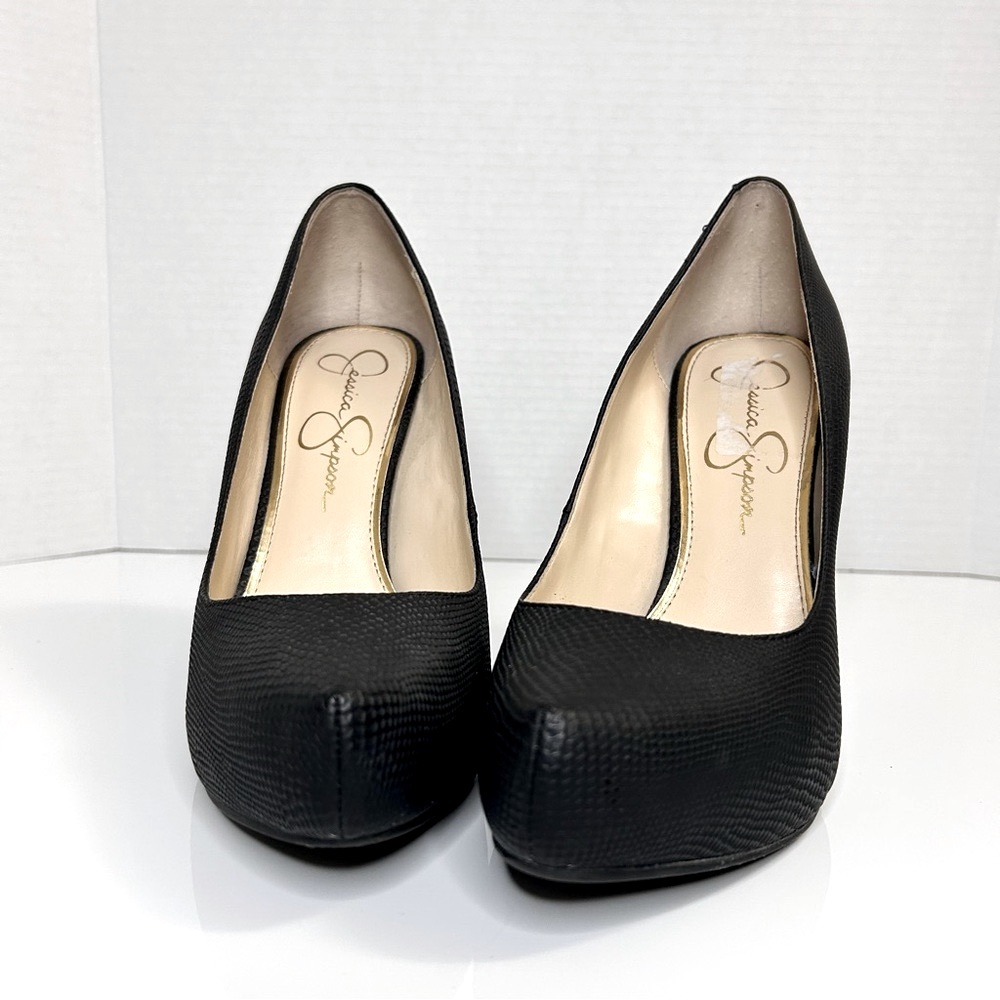 Jessica Simpson Classic Black Heels - Picture 4 of 11